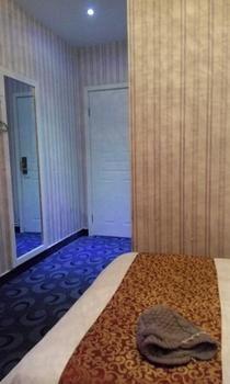 Zhengzhou Love Theme Hotel Jicheng  Extérieur photo