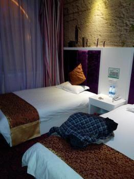 Zhengzhou Love Theme Hotel Jicheng  Extérieur photo