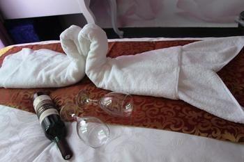 Zhengzhou Love Theme Hotel Jicheng  Extérieur photo